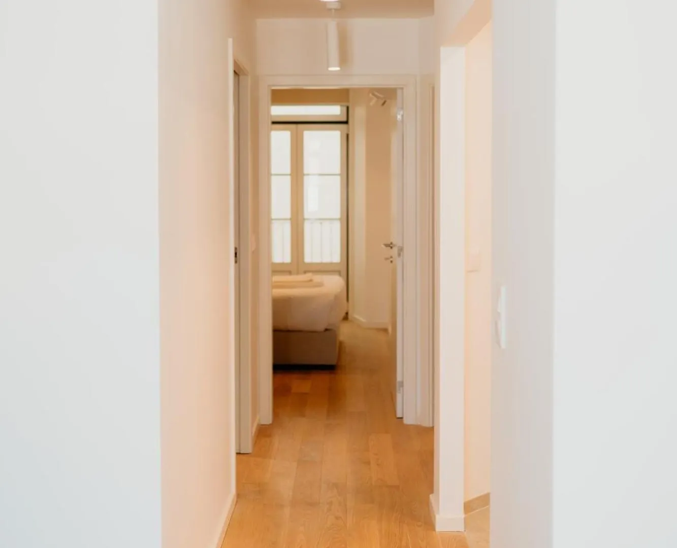 Mary Pink - No 1C - Stunning Two-Bedroom Apartment Lisbon