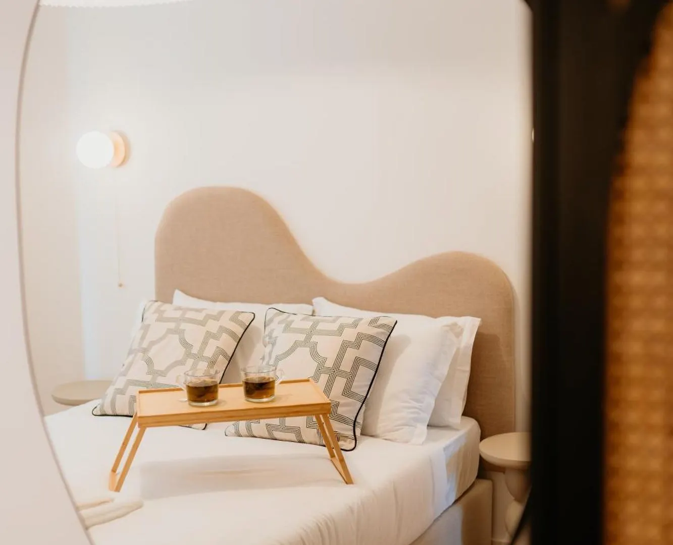 Mary Pink - No 1C - Stunning Two-Bedroom Apartment Lisbon